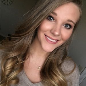 Meet your Posher, Jaclyn